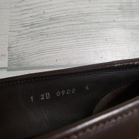 Pair of Prada Men’s Bown Leather Loafers Size 8 Made in Itay Toe - Heal 12” OSD - Picture 9 of 15